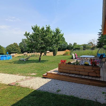 Studio Avec Terrasse Au Calme Jayat Екстер'єр фото